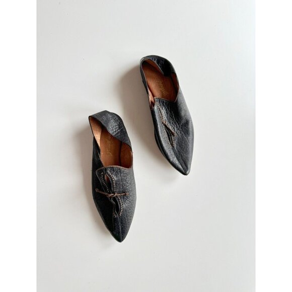 Free People Shoes - FREE PEOPLE St. Lucia Black Leather Pointed Toe Slip On Babouche Flats, Size 36